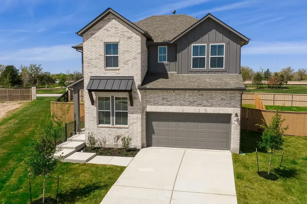 229 Kingswood Drive, Bastrop