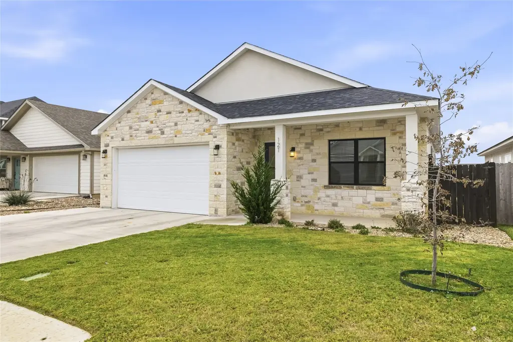 121 Feather Way, Fredericksburg
