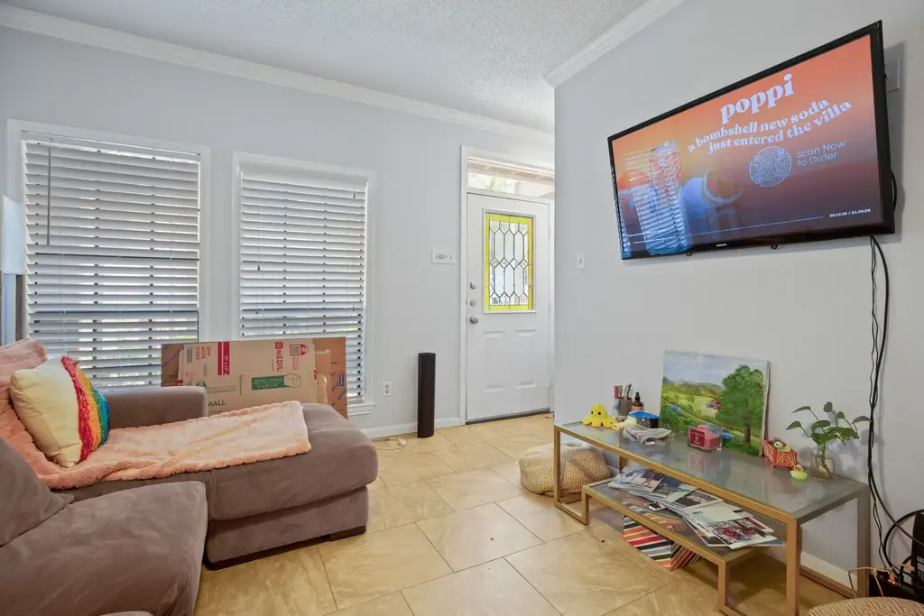 715 22 1/2 Street 101, Austin