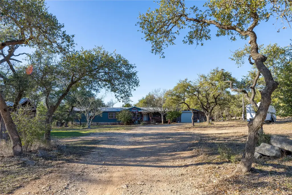 715 Bee Gee Road, Driftwood