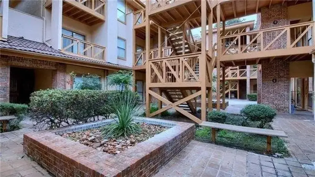 806 W 24th Street 227, Austin