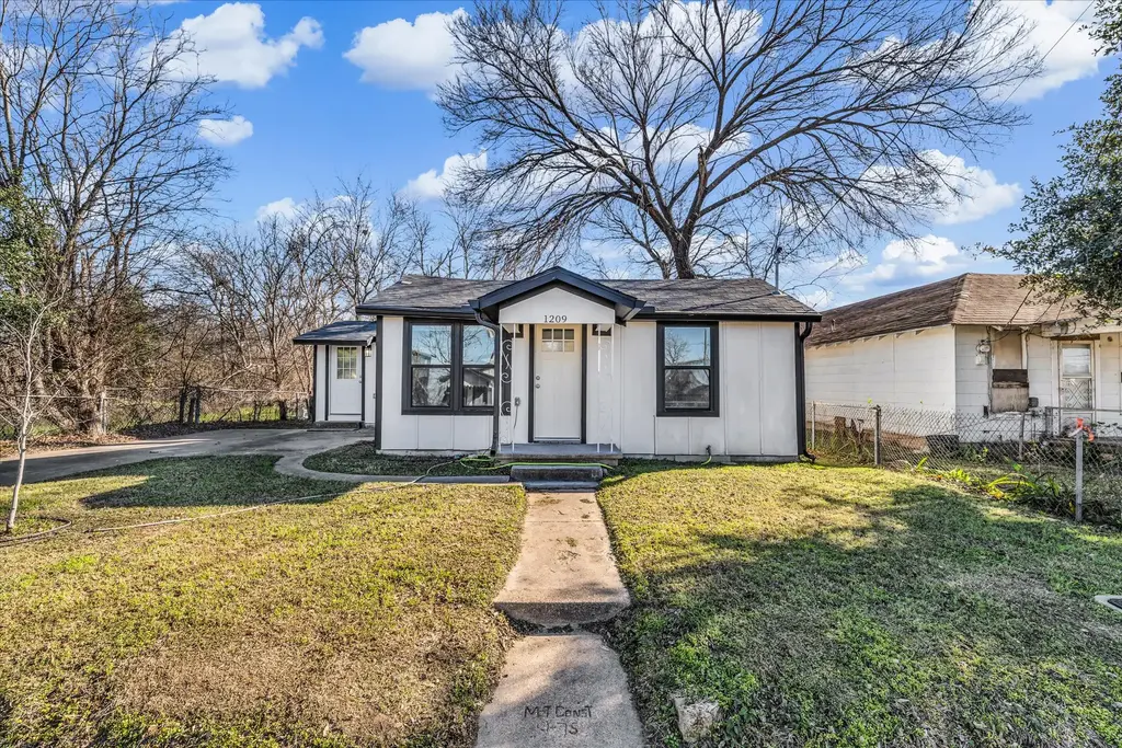 1209 Southey Street, Waco