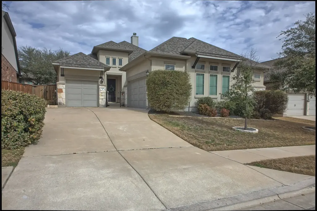 2433 Carretera Drive, Leander