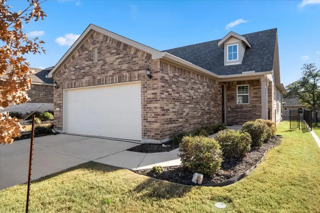 813 Saratoga Lane, Georgetown