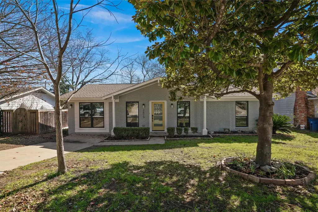 2613 Carnarvon Lane, Austin