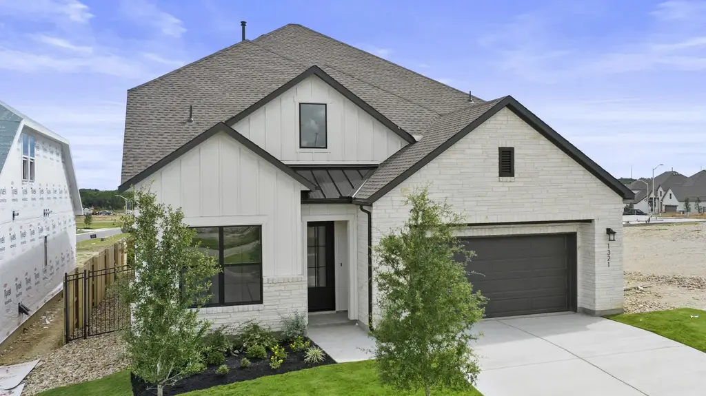 1321 White Mistflower Drive, Leander