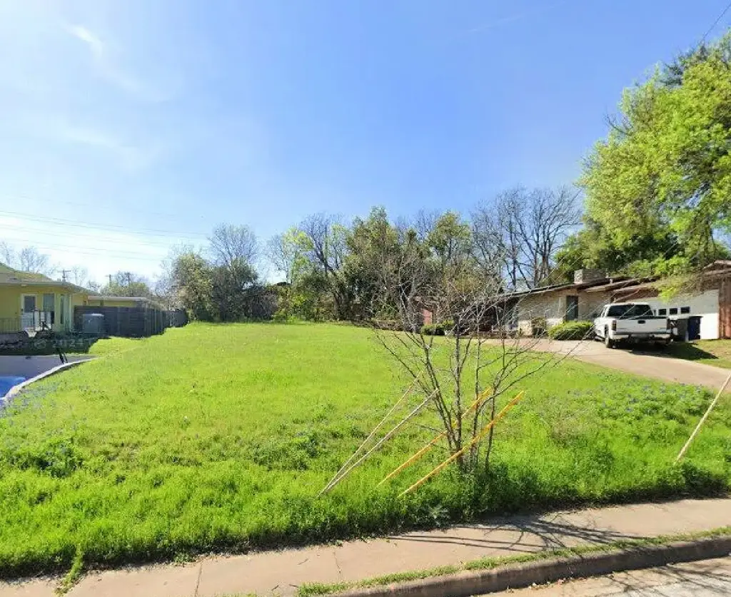 1902 Maple Avenue, Austin