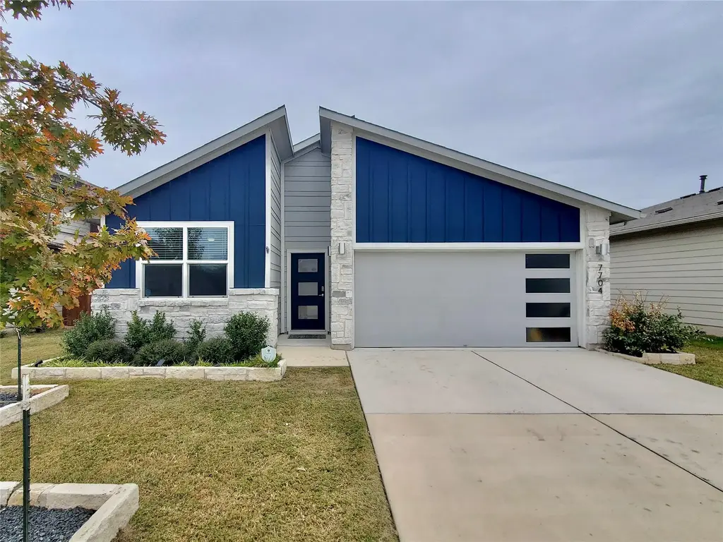 7704 City Top Boulevard, Austin