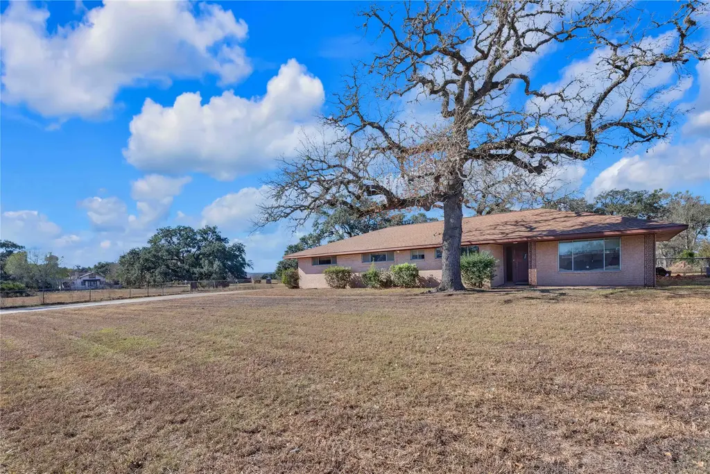 1243 North Jefferson Highway, La Grange