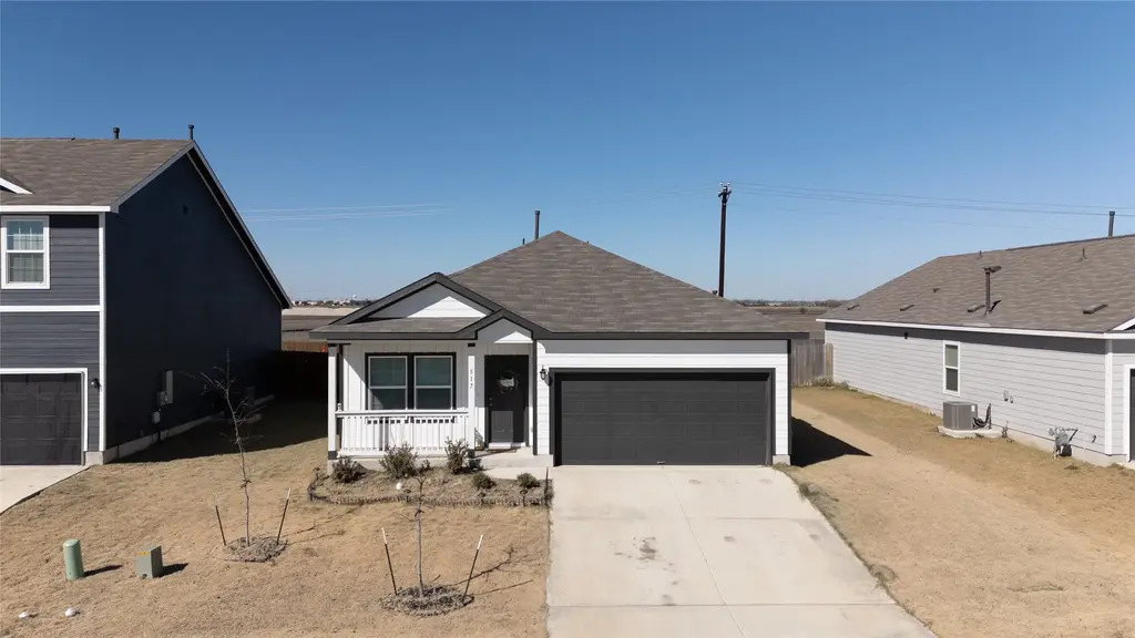 517 Halfmoon Drive, Lockhart