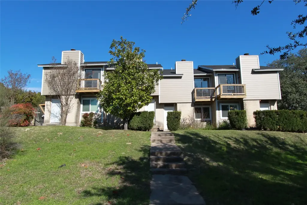 3904 Hudson Bend Road D, Austin