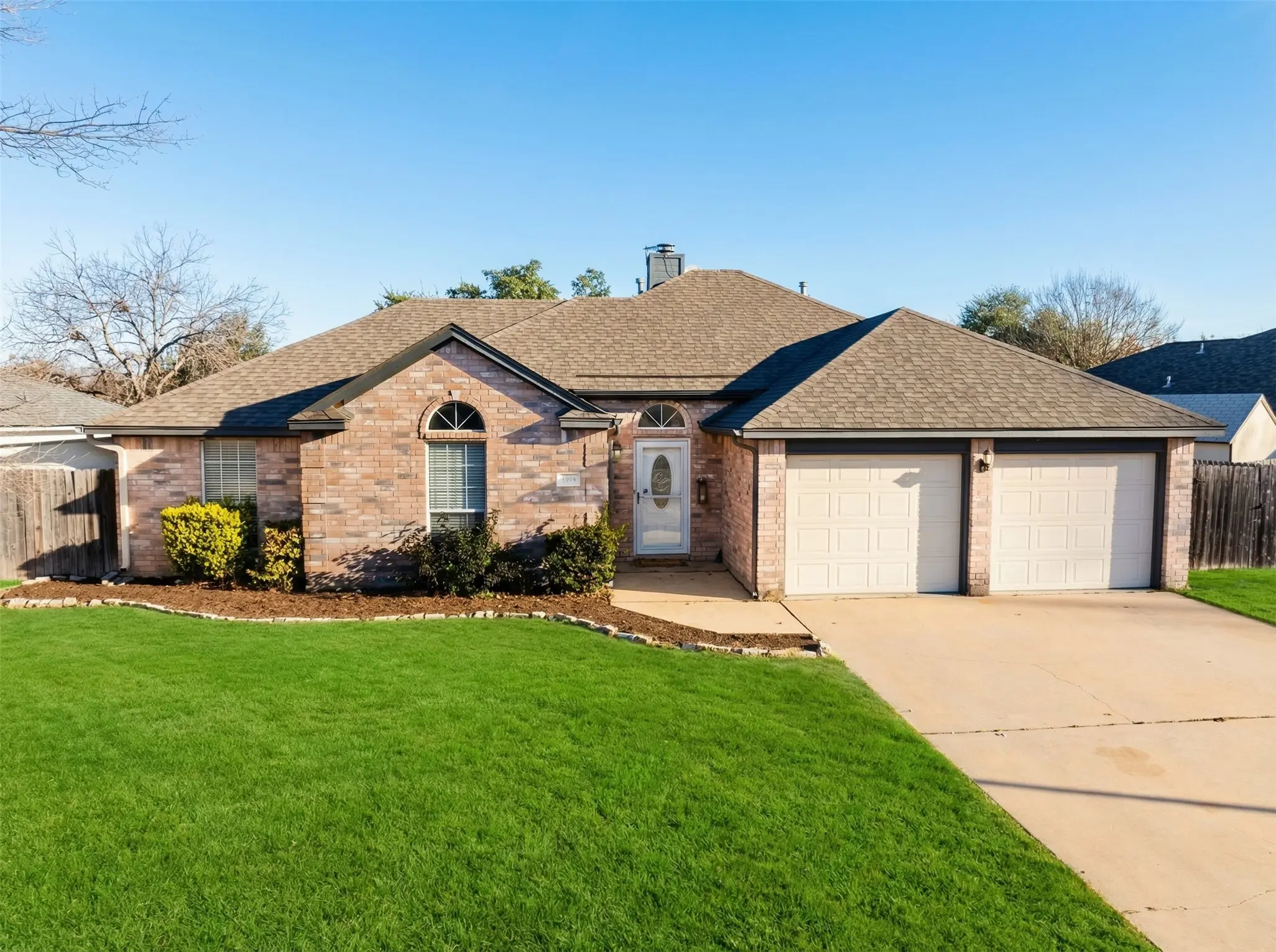 Photo of Listing #3542076