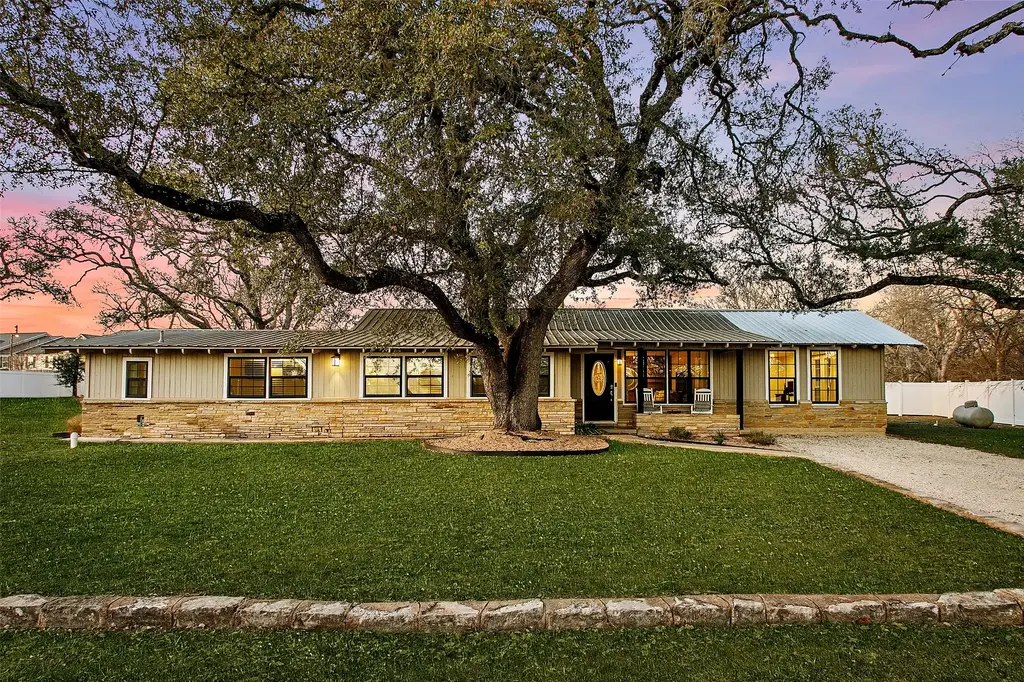 200 Creek Road, Dripping Springs