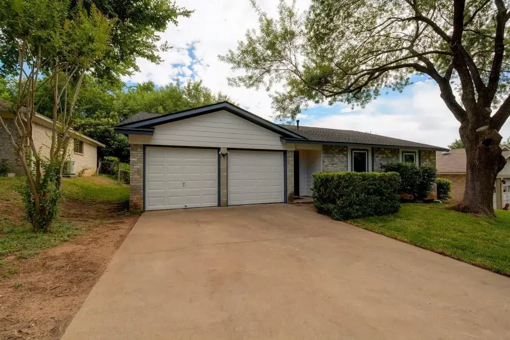202 Cloudview Drive, Austin