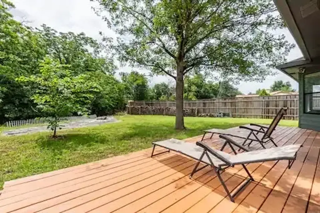 703 Oakridge Drive, Round Rock
