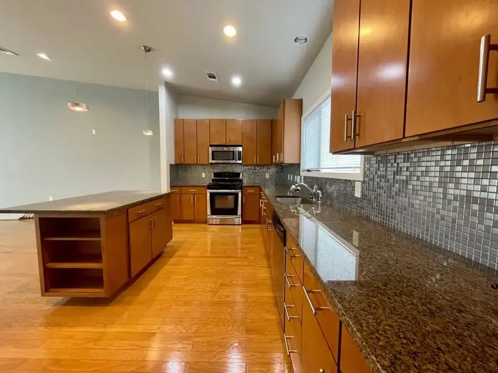 1702 S Lamar Boulevard 2, Austin
