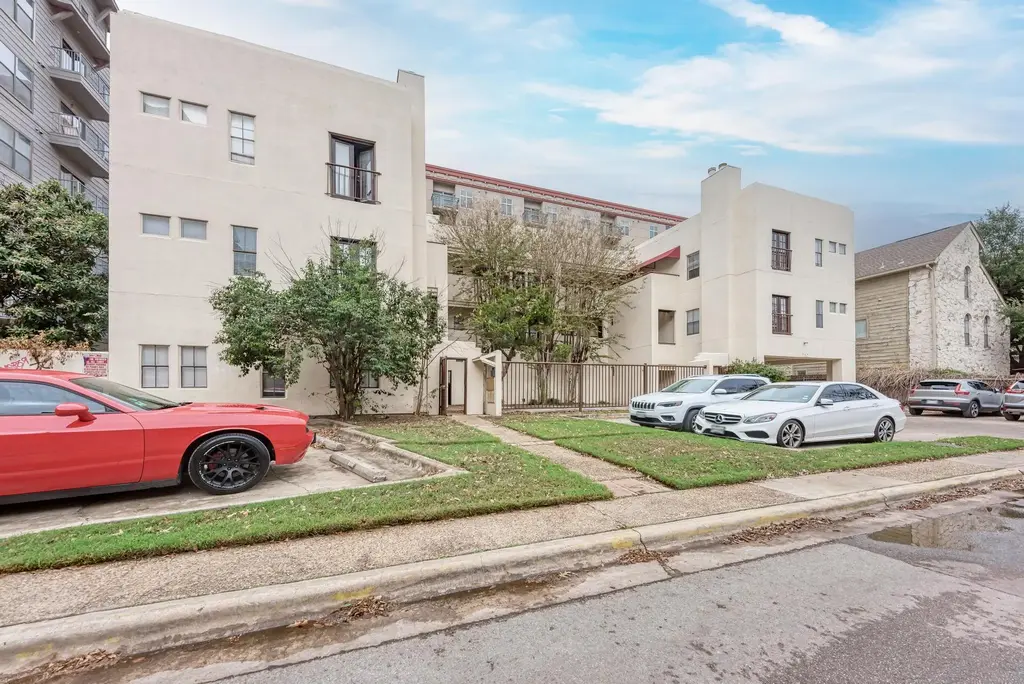 712 Graham Place 101, Austin