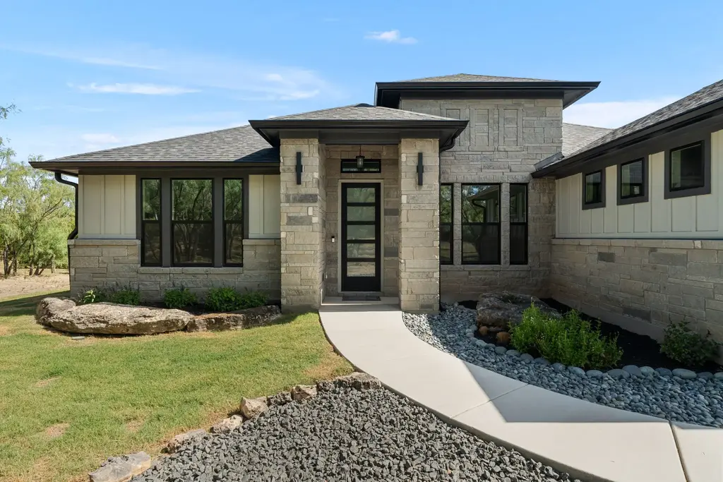 103 Westcreek Drive, Bertram