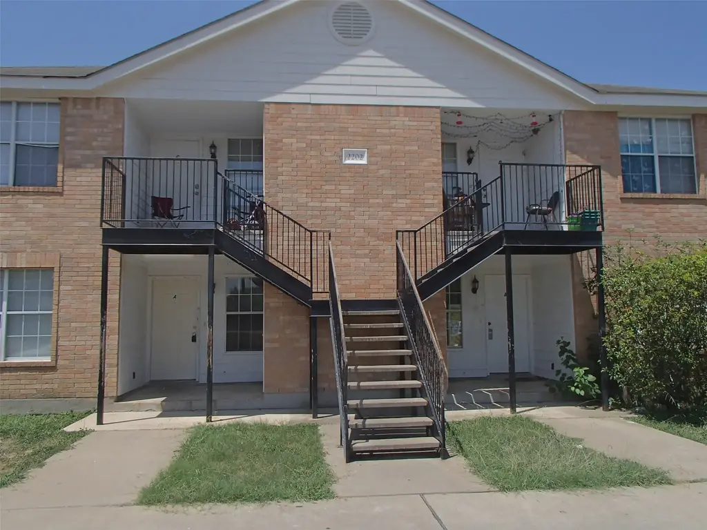 2202 Katy Lane A, Georgetown