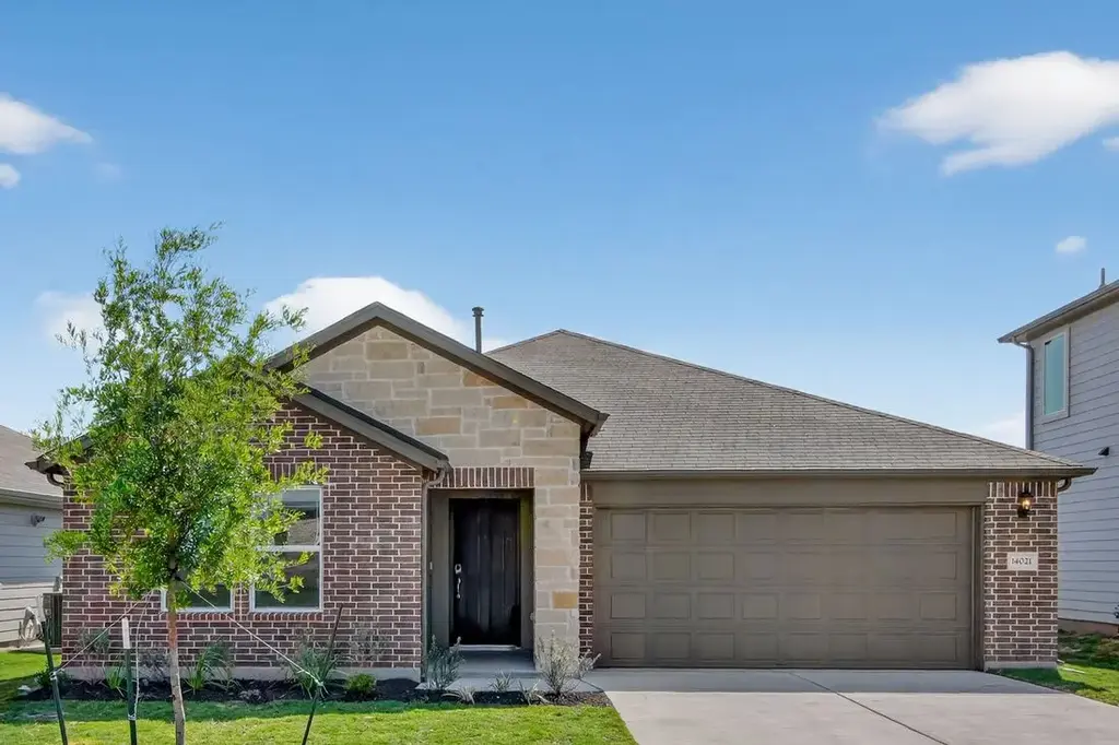 14021 Axel Johanson Drive, Del Valle