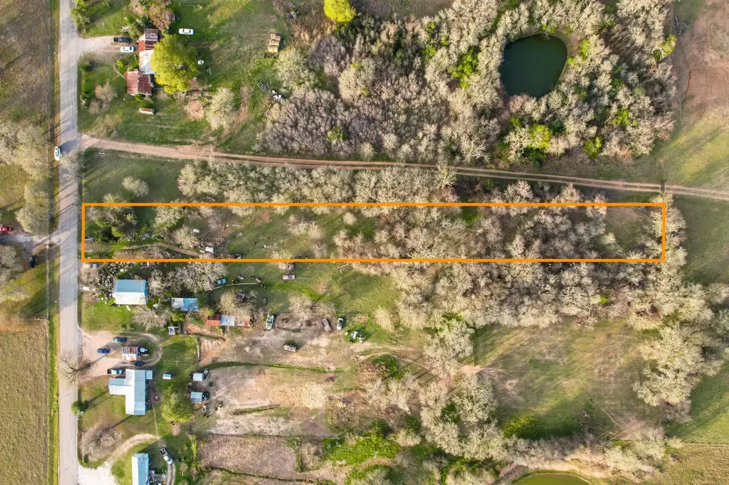 269 Old Lake Road, Smithville