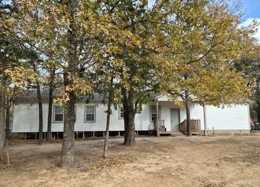117 Songwood Drive, Bastrop