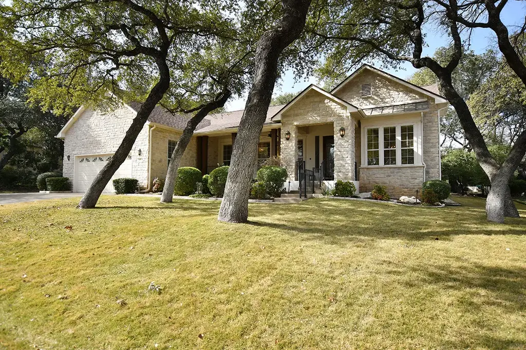 226 Whispering Wind Drive, Georgetown