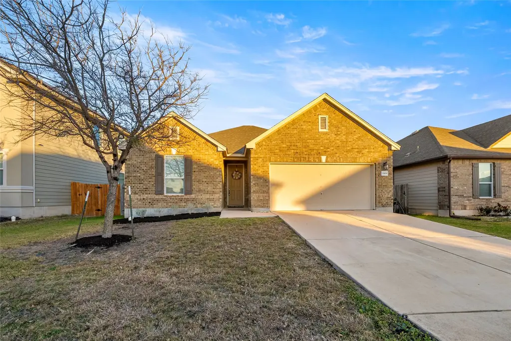 13609 James Buchanan Street, Manor