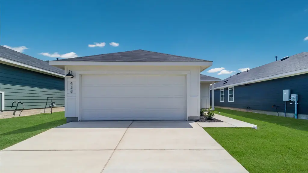 134 Schuenemann Way, Uhland