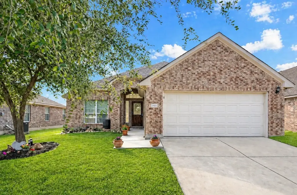 4325 Rolling Water Drive, Pflugerville