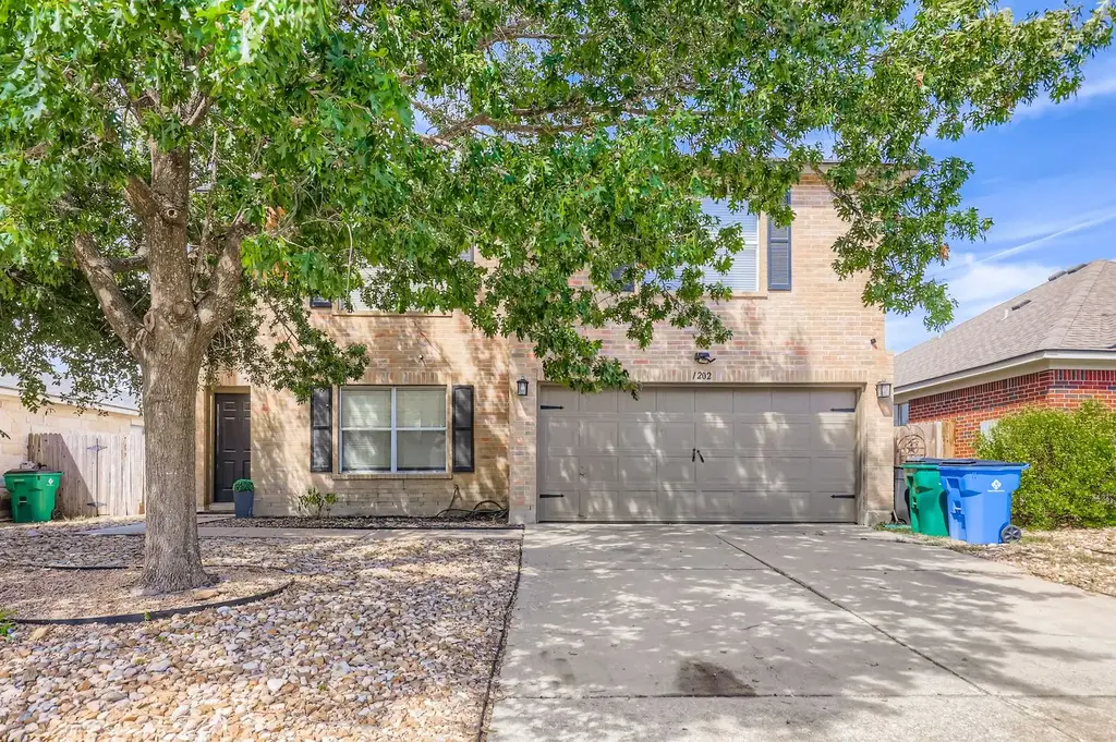 1202 Hughmont Drive, Pflugerville