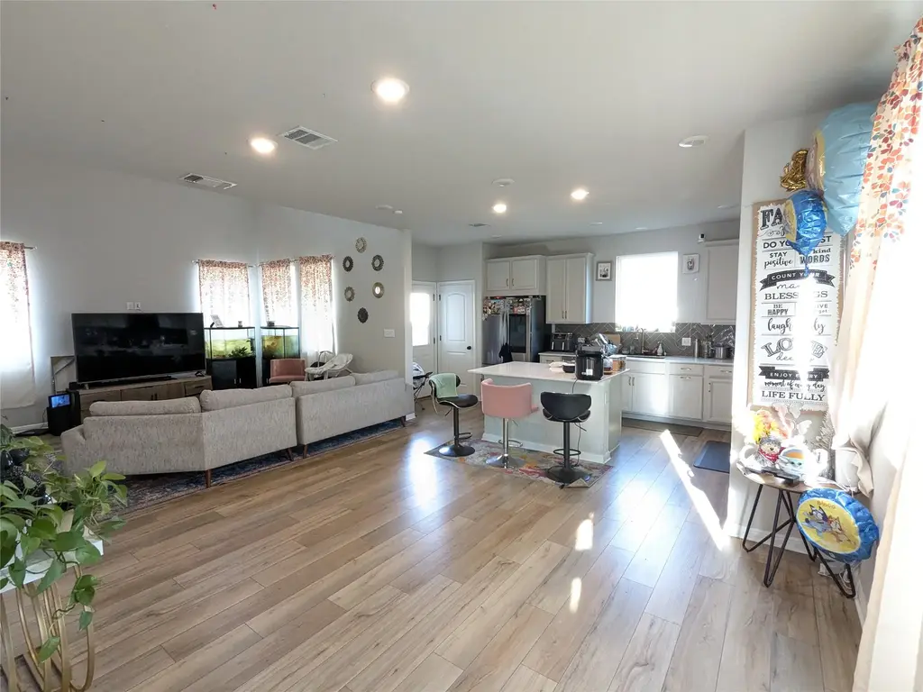 2436 Danbury Lane, Leander