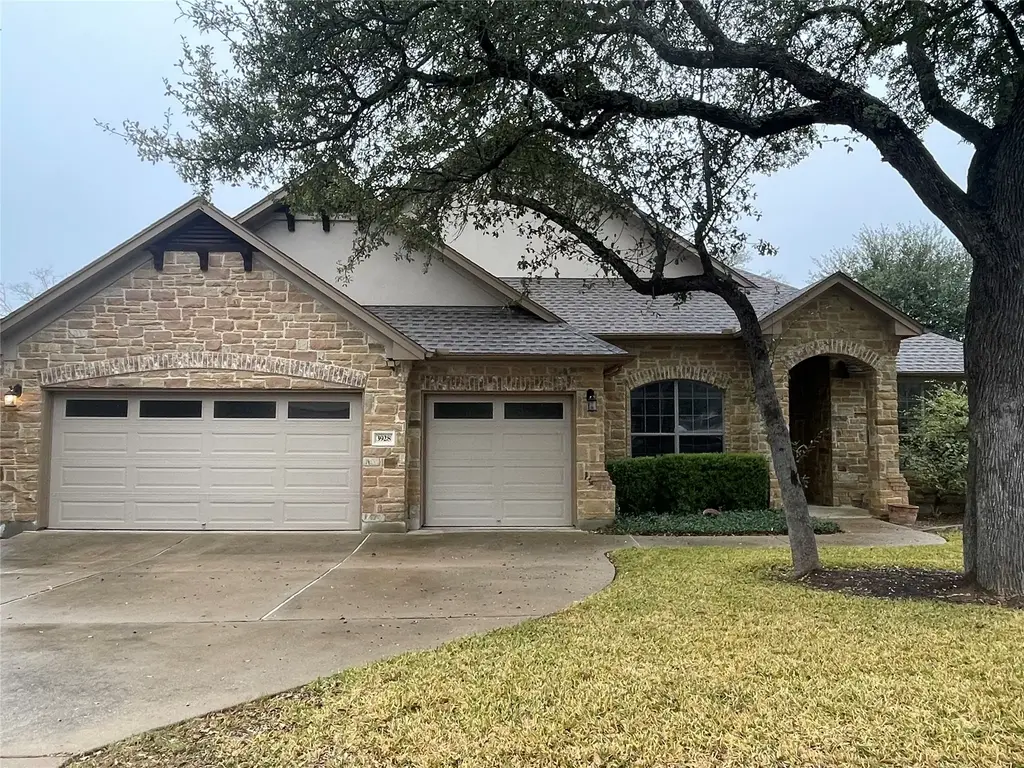 3928 Crest Lane, Round Rock