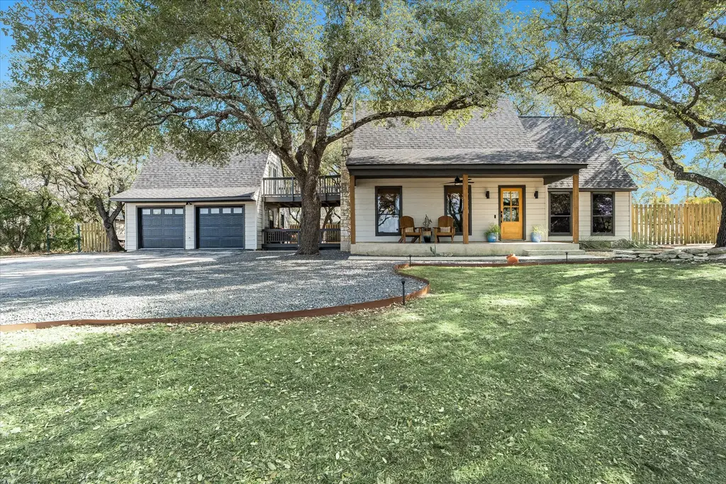 532 Hill Country Trail, Wimberley