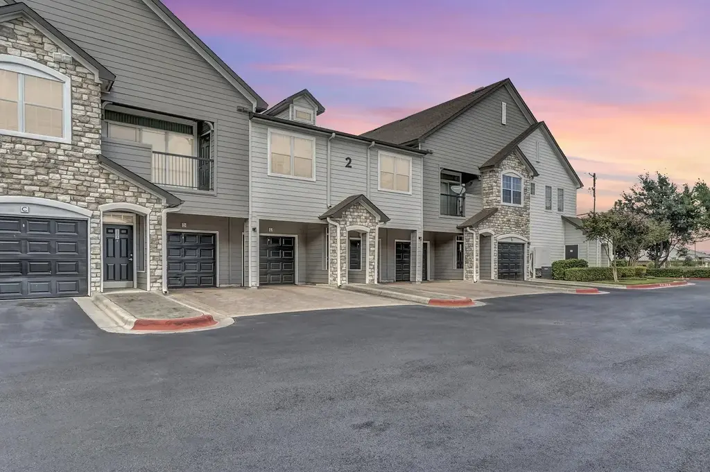 12215 Hunters Chase Drive S-11304s, Austin