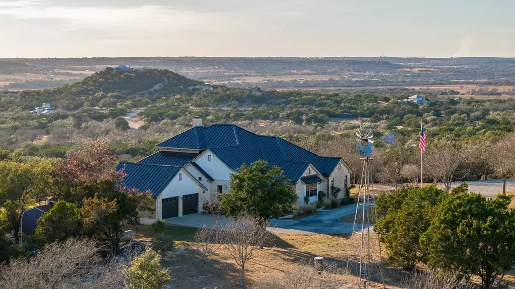 169 Royal Oaks Hill, Fredericksburg