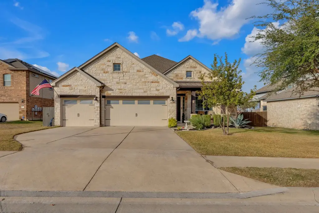 712 Carillion Drive, Pflugerville