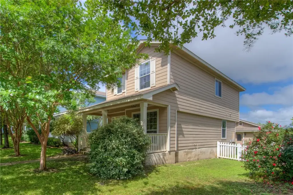 411 Haupt, Kyle