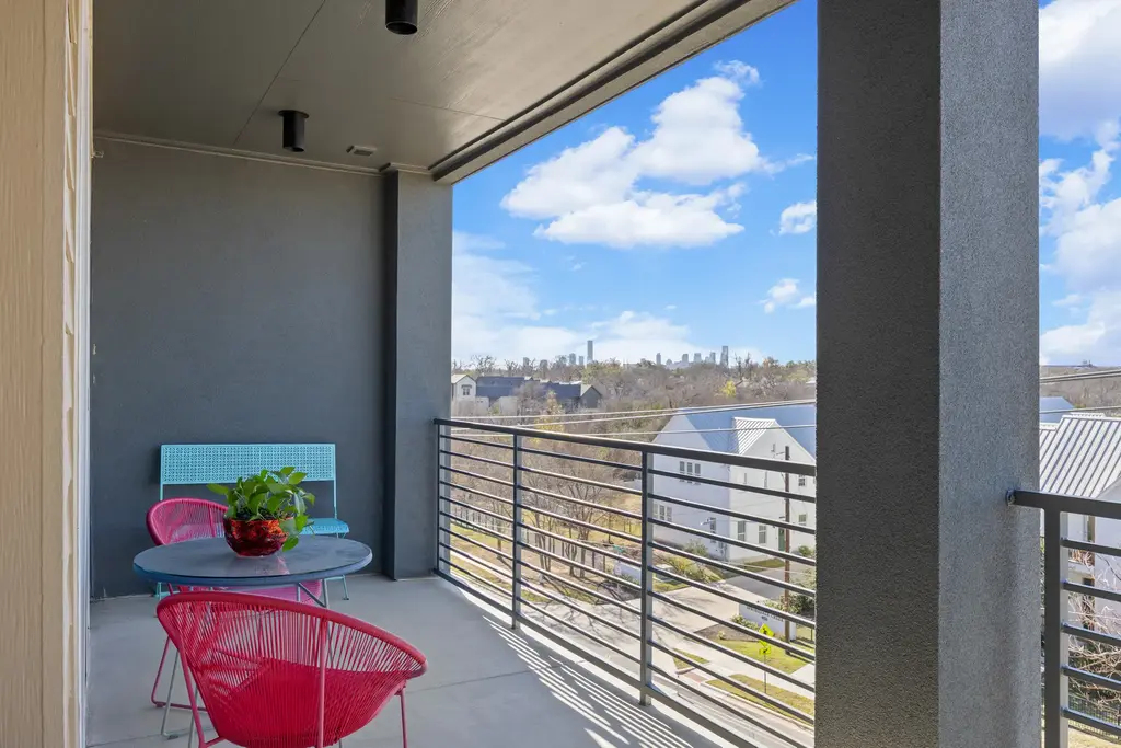 4801 Springdale Road 1401, Austin
