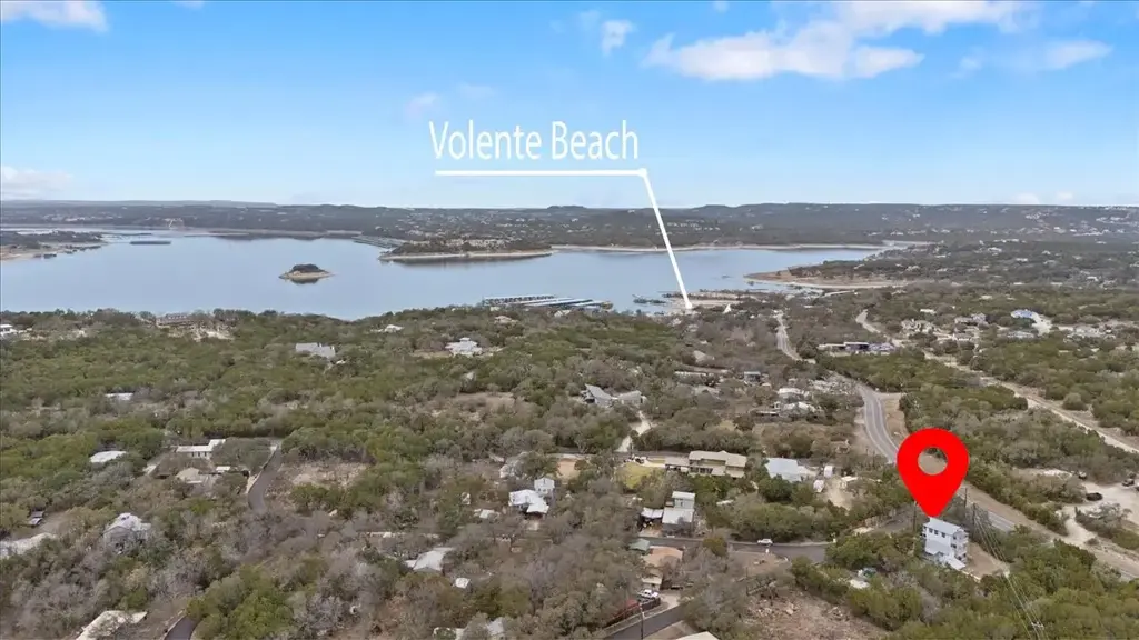 7705 Debbie Drive, Volente