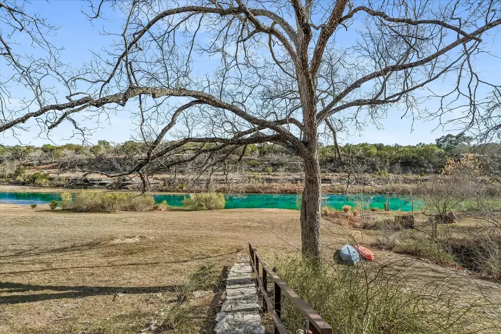 1300 Flite Acres Road, Wimberley