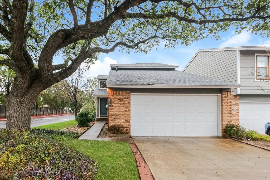 7267 Coronado Circle, Austin