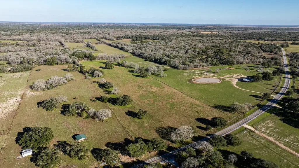 Tbd Fm 530, Hallettsville