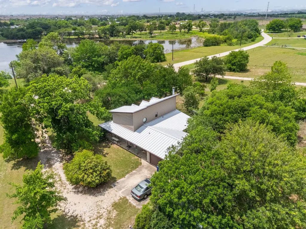 907 Horace Howard Drive, San Marcos