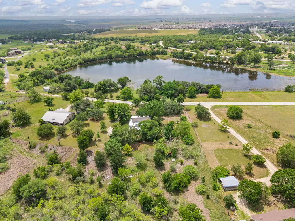 907 Horace Howard Drive, San Marcos