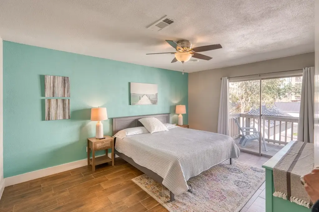 104 Cove E 207, Horseshoe Bay