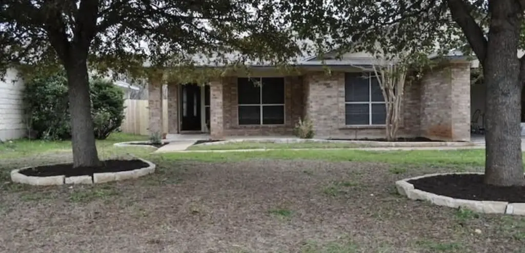 1212 Knoll Ridge Drive, Cedar Park