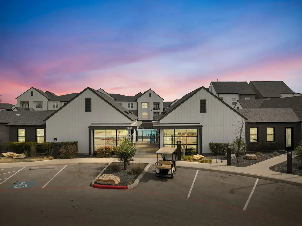 12201 Dessau Road 02205, Austin