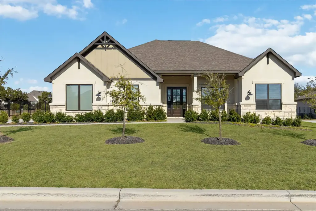 640 Prairie Clover Drive, Dripping Springs