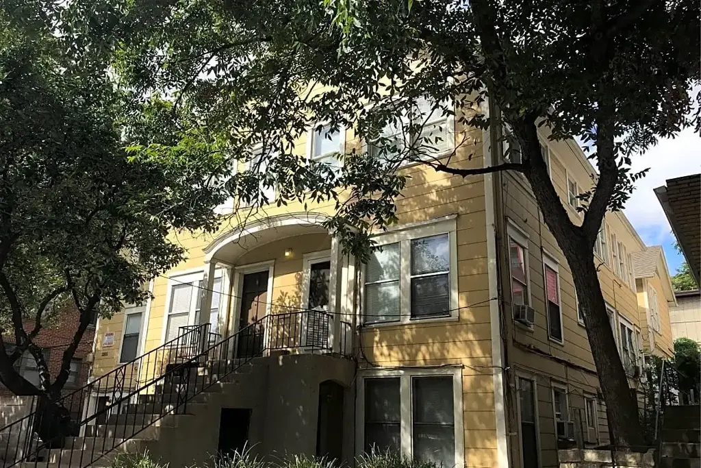 2800 Whitis Avenue 10, Austin